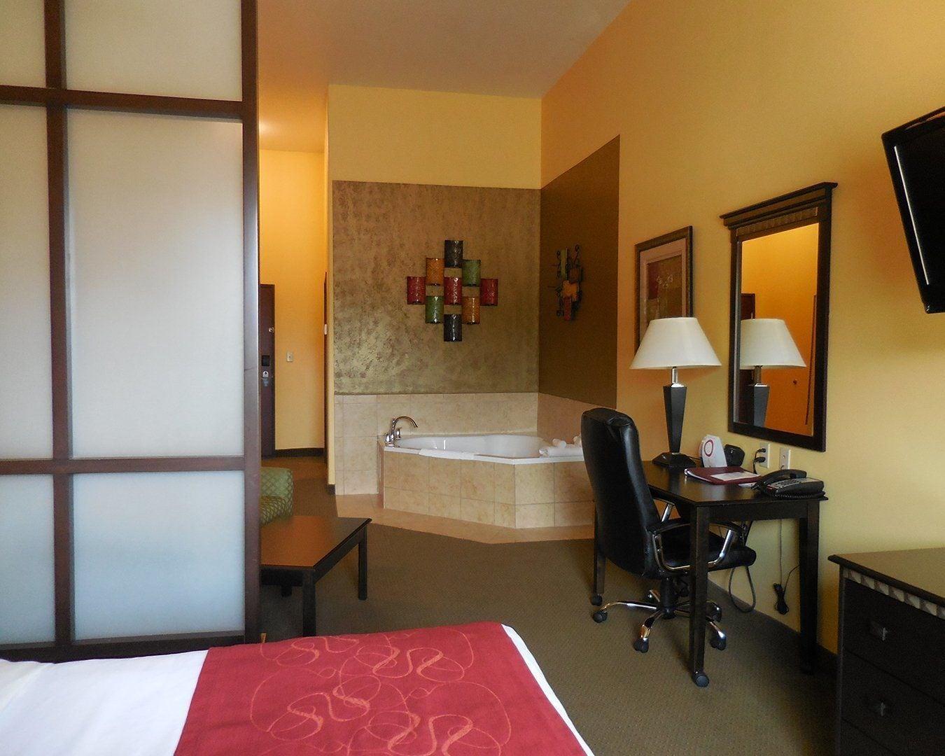 Comfort Suites Palestine Eksteriør bilde